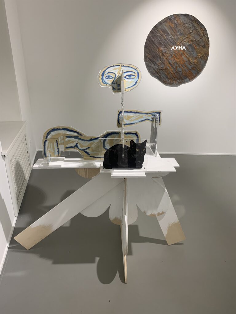 Работа на выставке «Имитаторы» в SISTEMA GALLERY